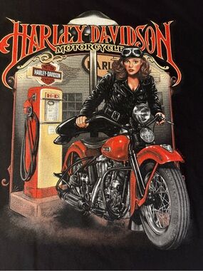 Harley-Davidson Black Tee Pinup Girl Motorcycle and Rider Graphic NEW
